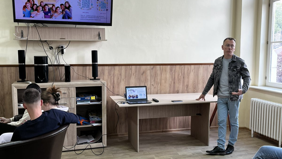A VÍRUSRÓL ÉS A VAKCINÁRÓL