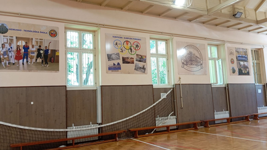 FESTŐI FALAK – GYŐZTESEKNEK!