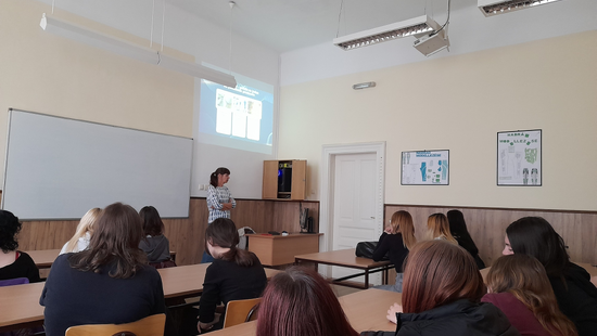 RUHÁZATI MÉRNÖK – KILÁTÁSOK ÉS LEHETŐSÉGEK