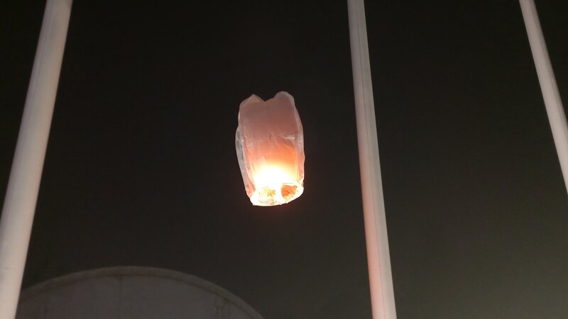 NEKA LAMPION DONESE – KOMPJUTER!