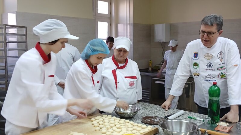 NAŠI POSLASTIČARI UČE OD - NAJBOLJIH