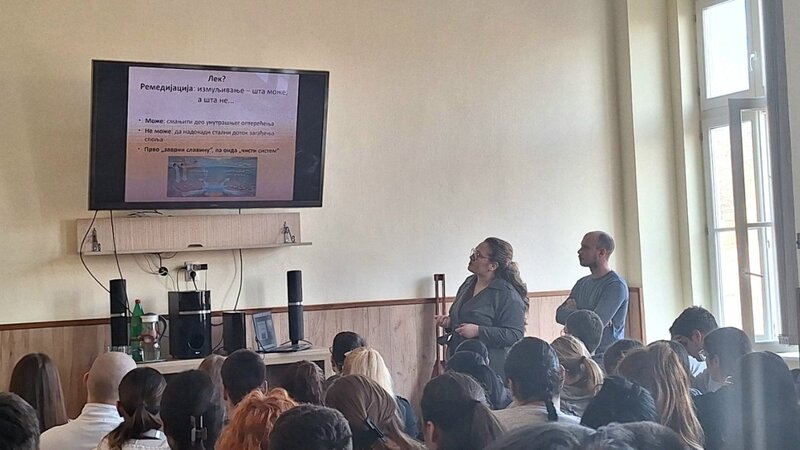 PRIRODA POD PRITISKOM